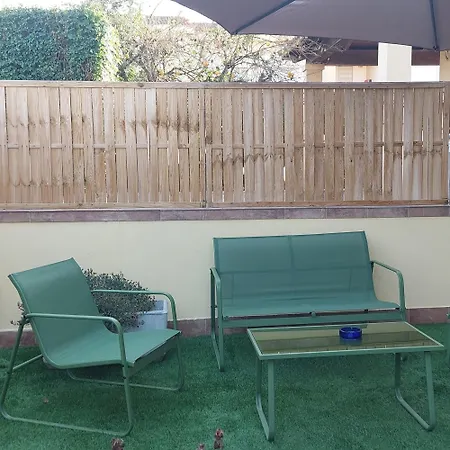 Bed and breakfast Elmas Room